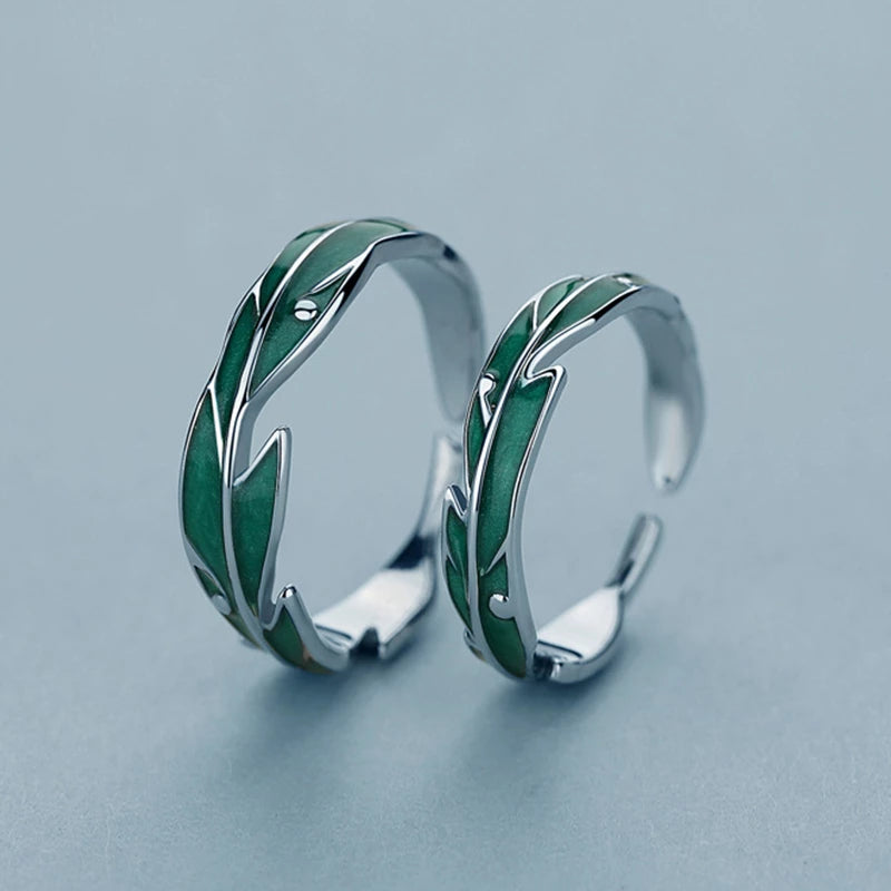 Bague Ajustable en Argent Ăblouissante avec Feuilles Vertes Artistiques